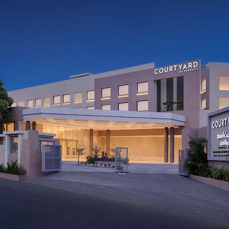 Courtyard By Marriott Tiruchirappalli Exteriör bild