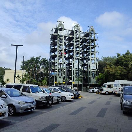 Courtyard By Marriott Tiruchirappalli Exteriör bild