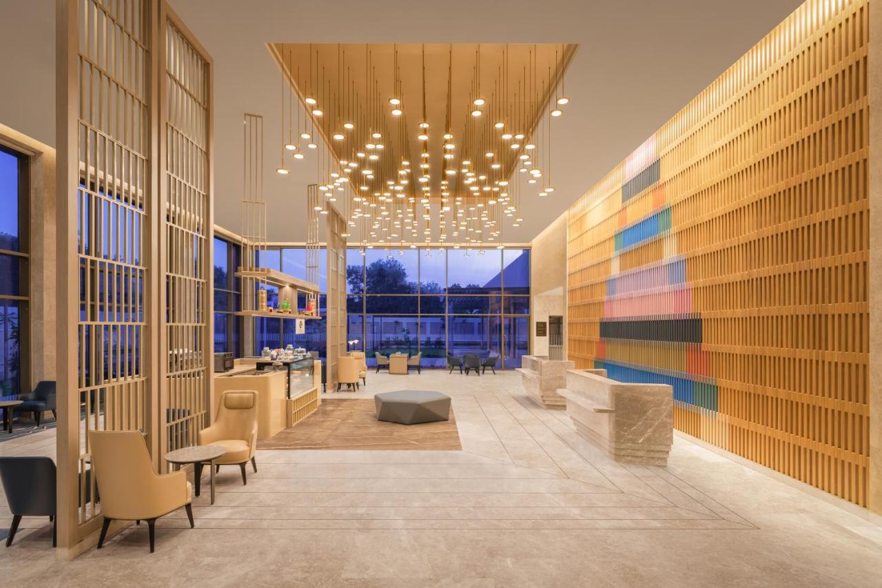 Courtyard By Marriott Tiruchirappalli Exteriör bild