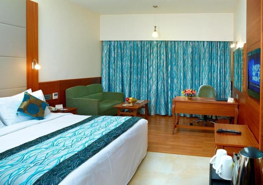 Courtyard By Marriott Tiruchirappalli Exteriör bild