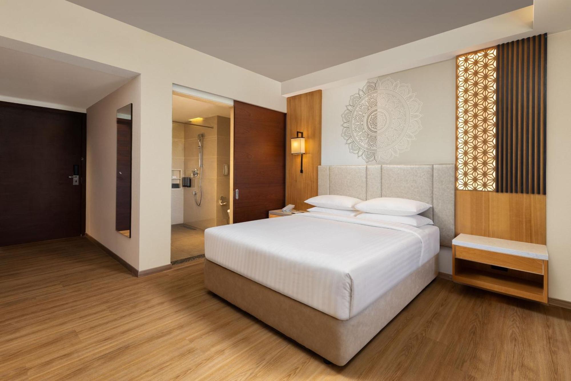 Courtyard By Marriott Tiruchirappalli Exteriör bild